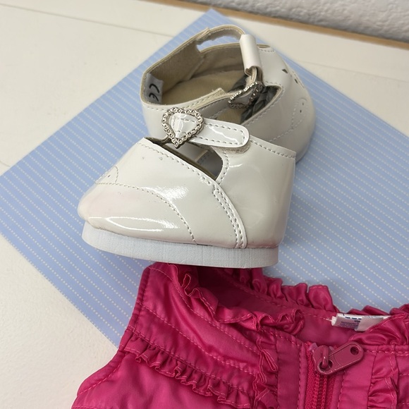 Build-A-Bear Clothes - Shoes & Puffer Vest - Picture 8 of 9